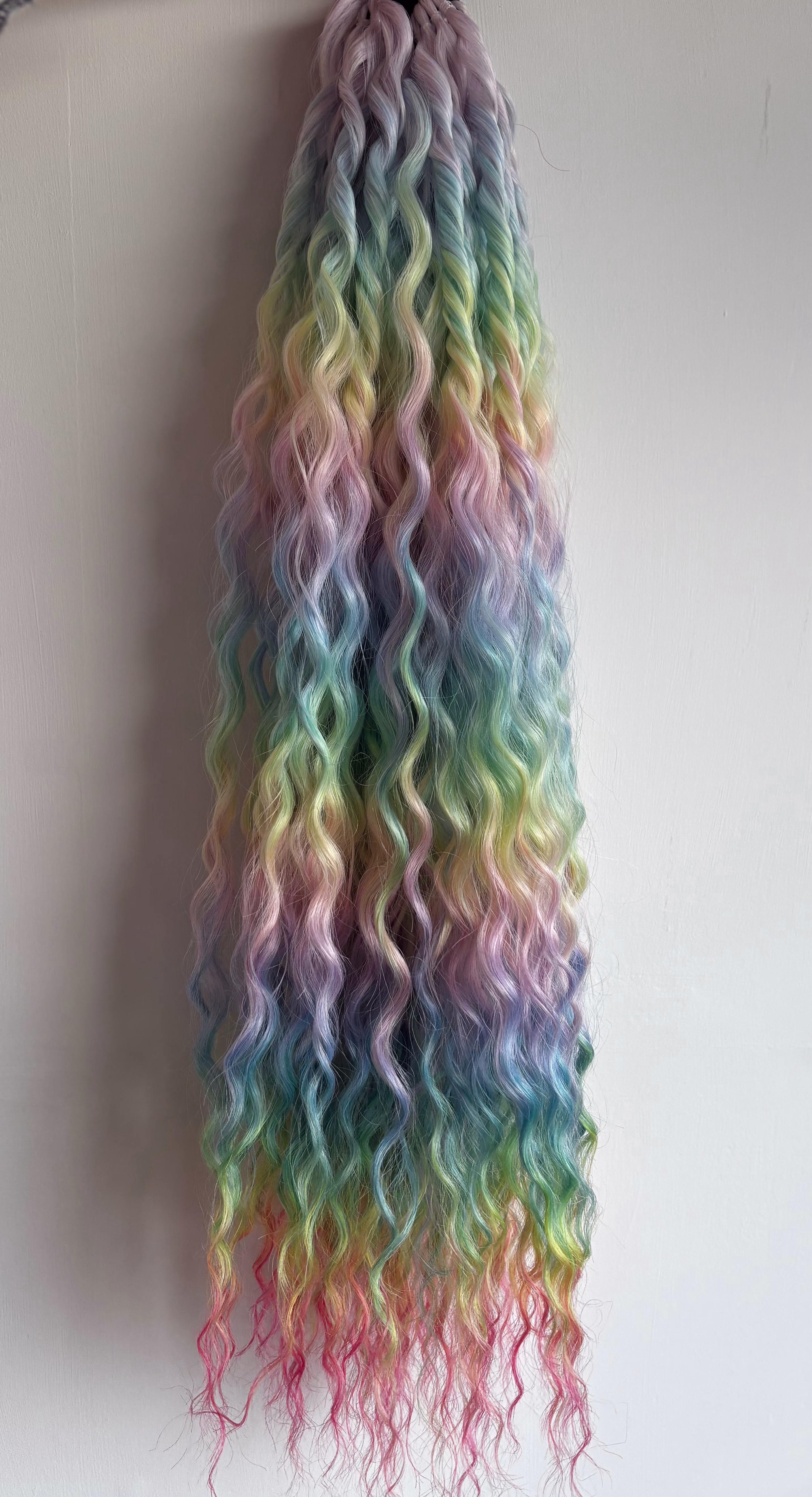 Pastel Wavy Ponytail - Image 9